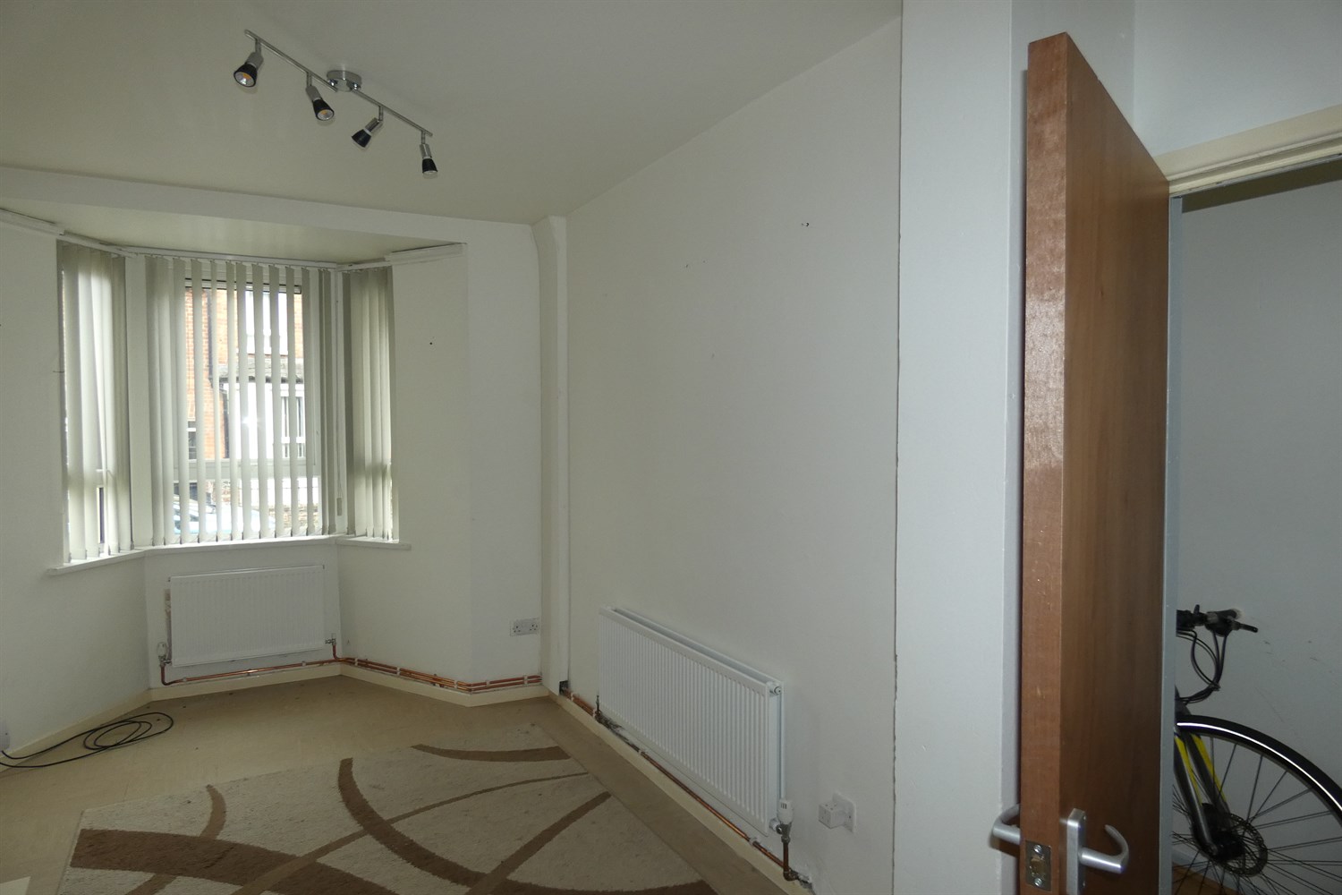  91 Mountcollyer Avenue,   Belfast,  BT15 3DR