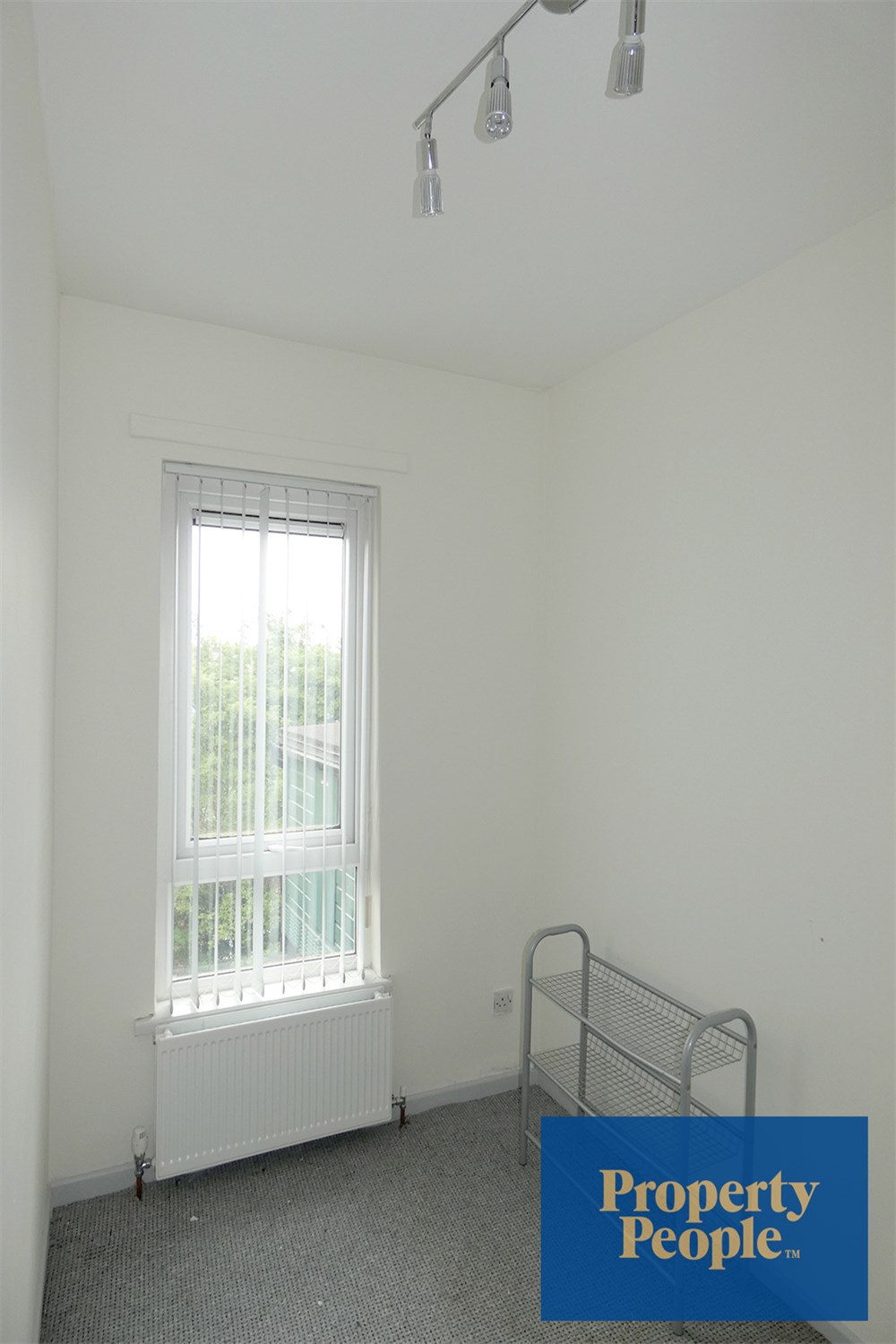  91 Mountcollyer Avenue,   Belfast,  BT15 3DR