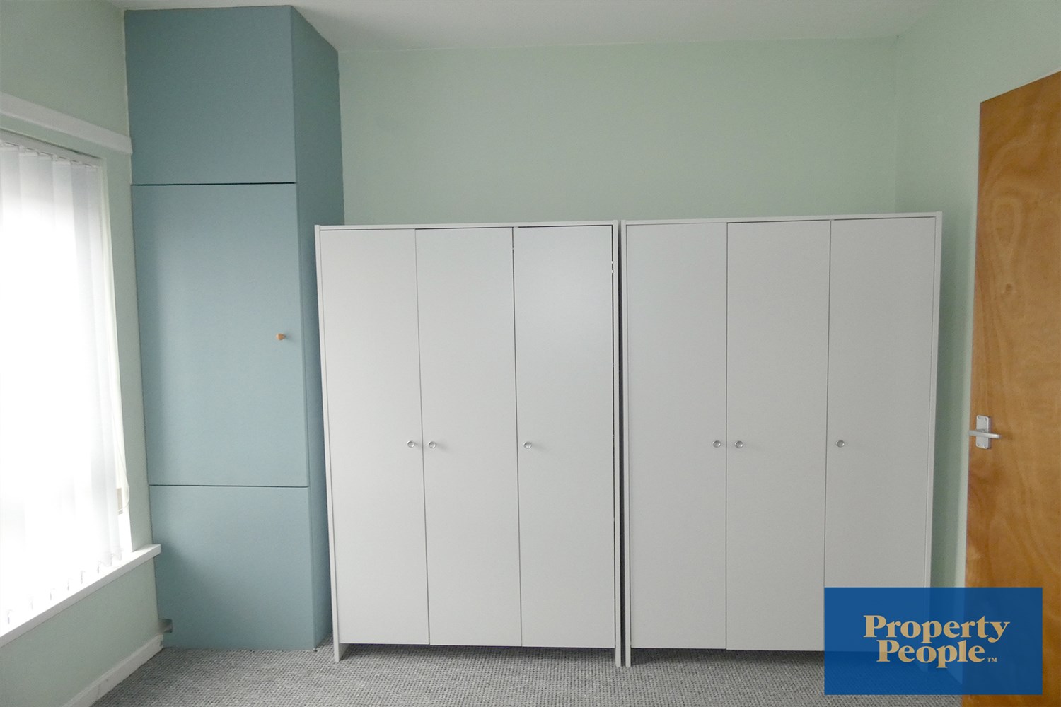  91 Mountcollyer Avenue,   Belfast,  BT15 3DR