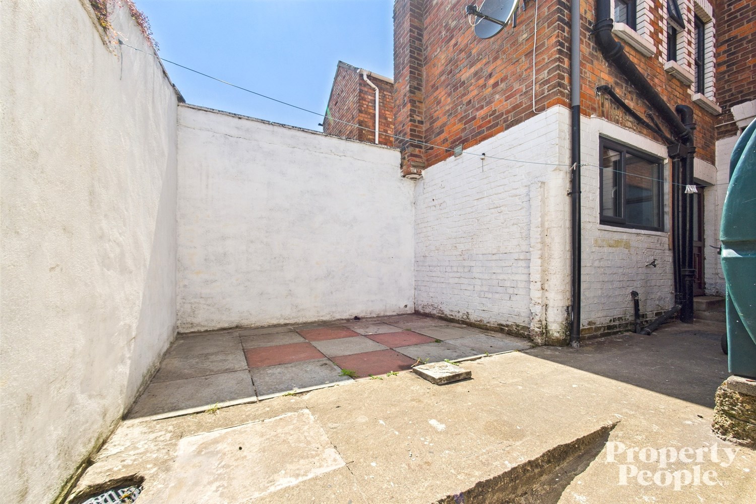  16 Clifton Drive,   Belfast,  BT14 6LG