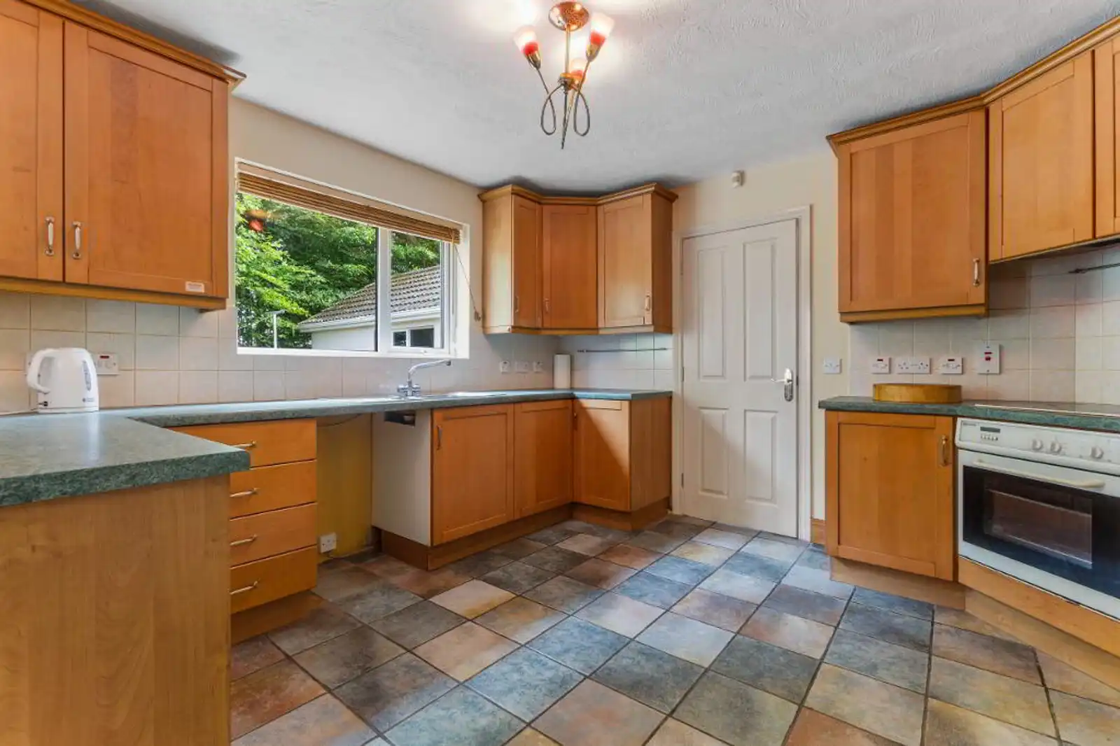 3 Sperrin Heights, Portglenone, Ballymena, Antrim, BT44 8BQ