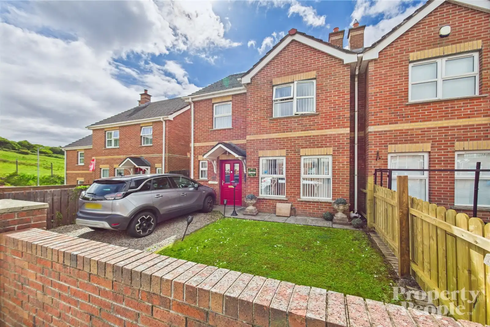 35 Wolfhill Manor, Ligoneil, Belfast, Antrim, BT14 8BX