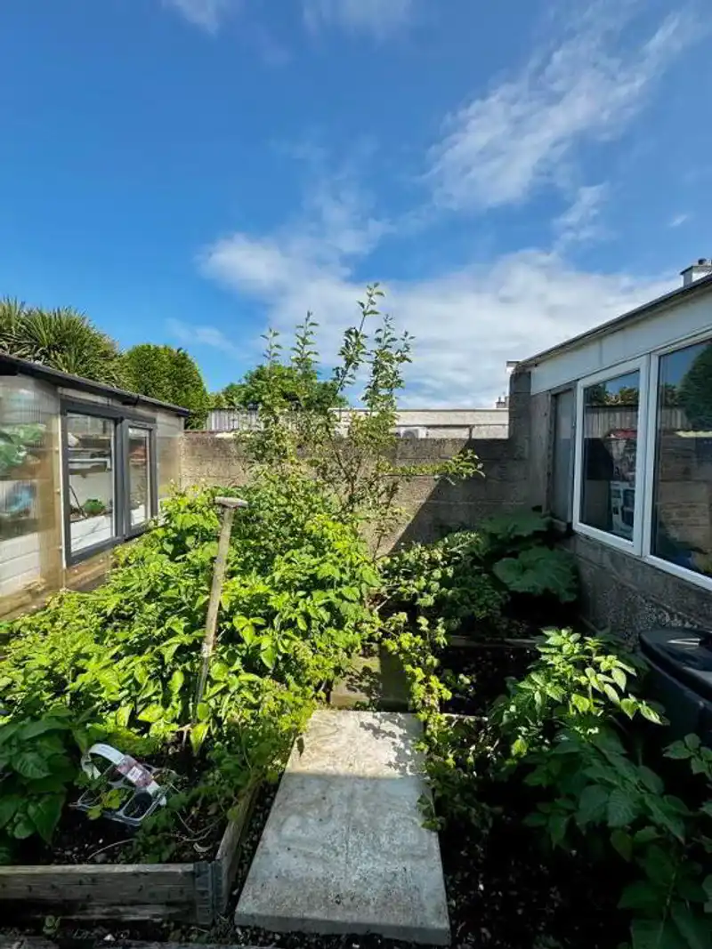 1 Elmwood Park, Bushmills, Antrim, BT57 8QT
