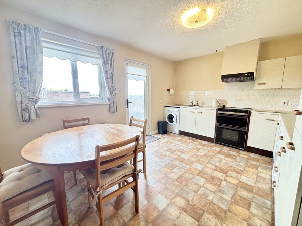 46 Meadowvale - Image 5