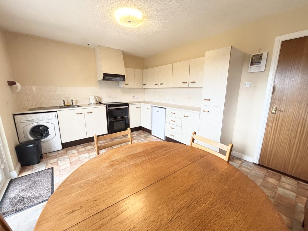 46 Meadowvale - Image 7