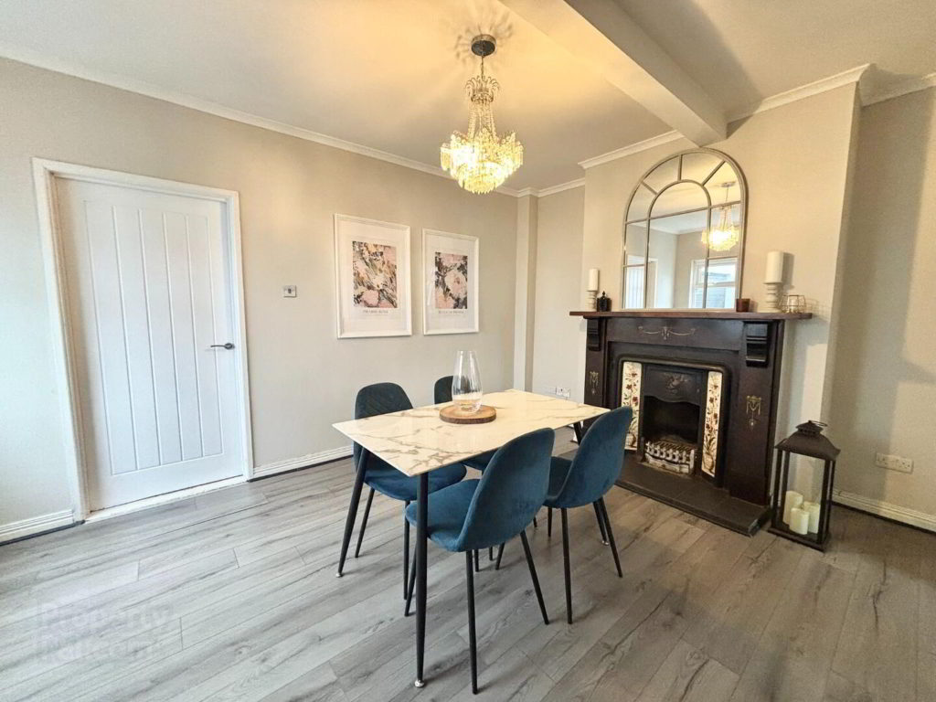 2 Bed Semi-detached House - Image 7