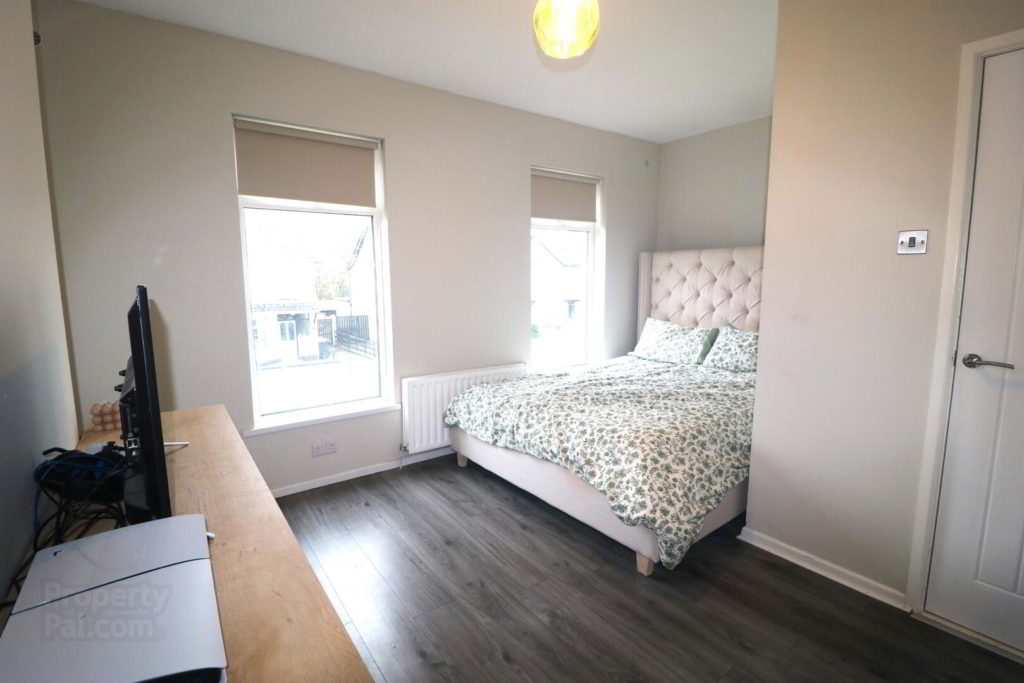 2 Bed Semi-detached House - Image 10