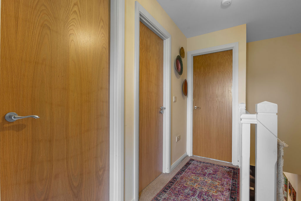 3 Bed Semi-detached House - Image 12