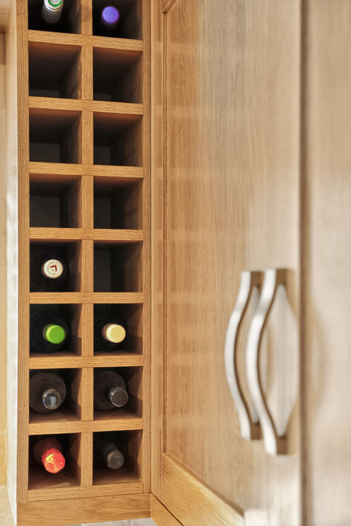 4 Bed Semi-detached Chalet Bungalow - Image 14