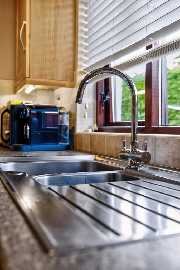 4 Bed Semi-detached Chalet Bungalow - Image 15