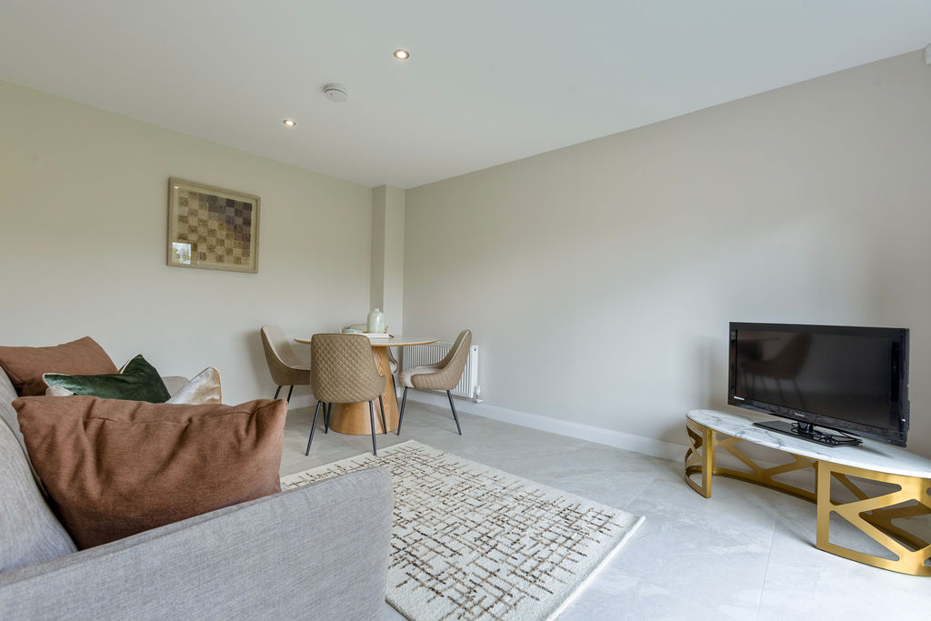 4 Bed Semi-detached House (6 homes) - Image 24