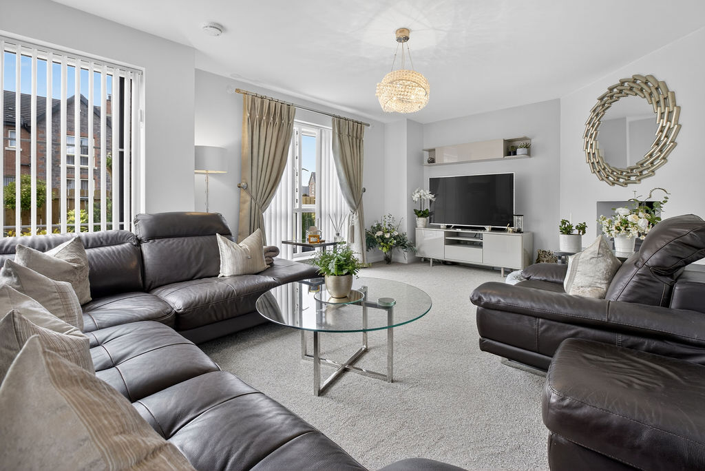 43 Haughtons Hall - Image 7