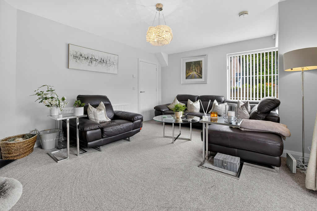 43 Haughtons Hall - Image 9