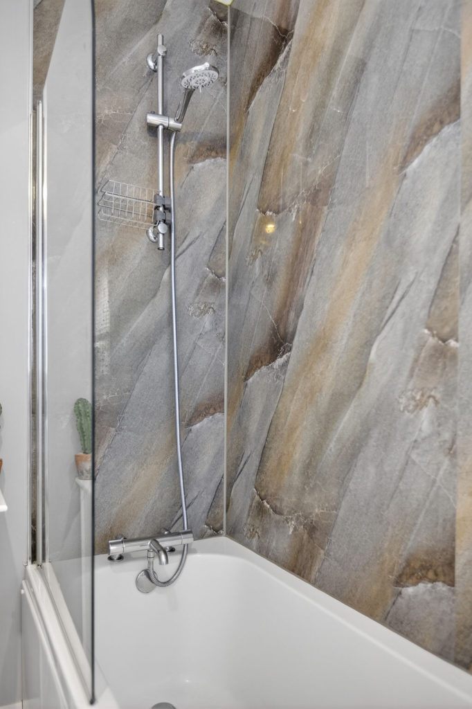 43 Haughtons Hall - Image 36