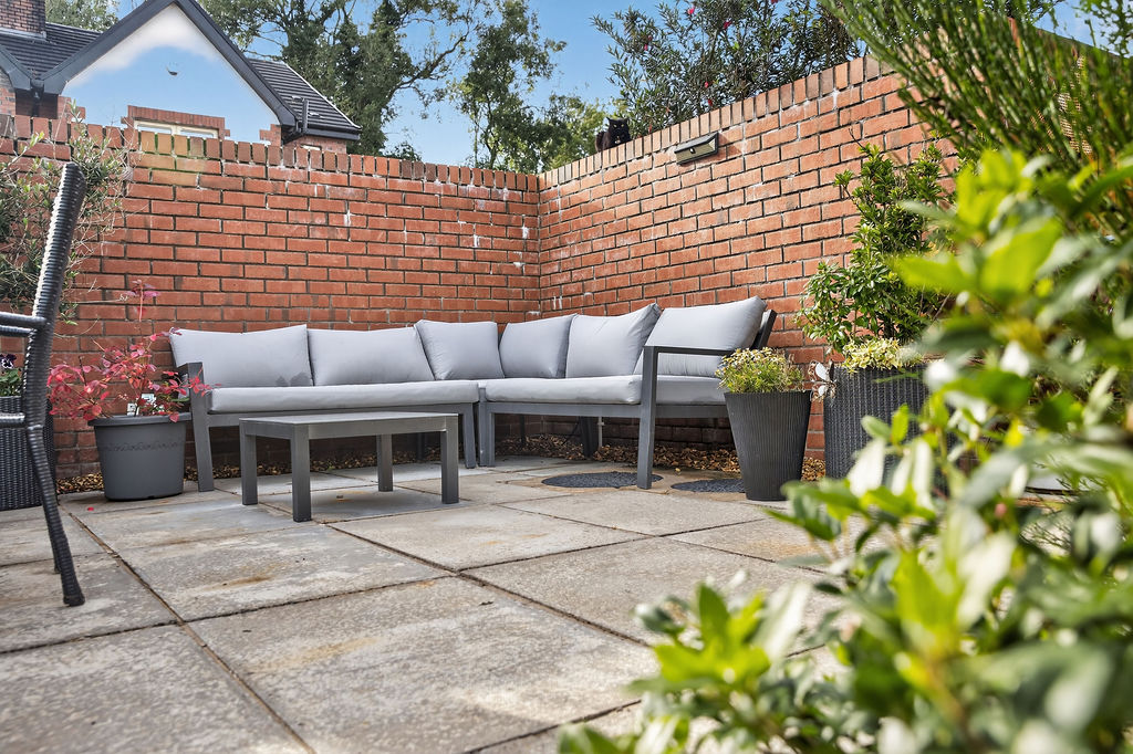 43 Haughtons Hall - Image 41