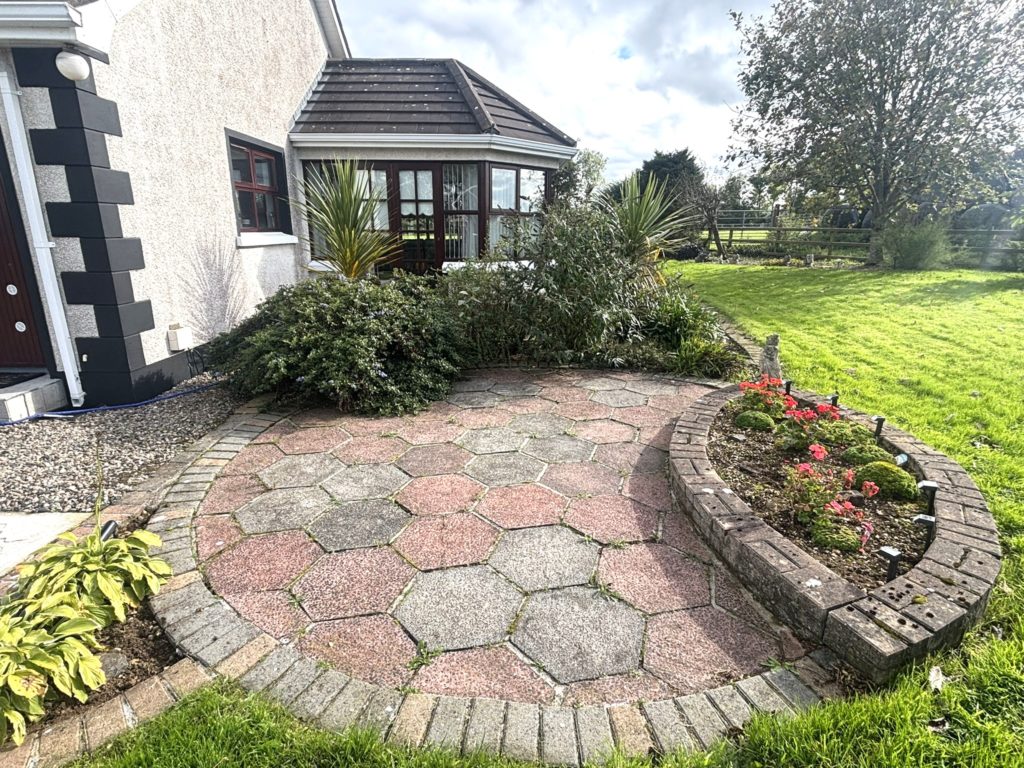3 Bed Detached Bungalow - Image 21