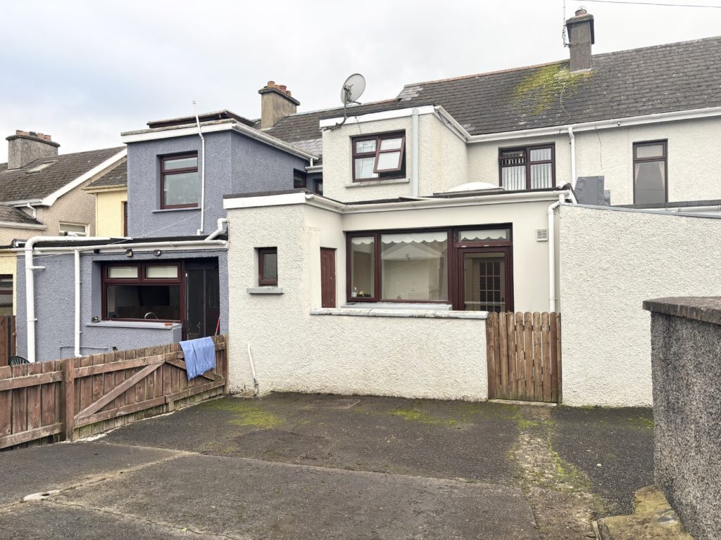 3 Bed Mid-terrace House - Image 21