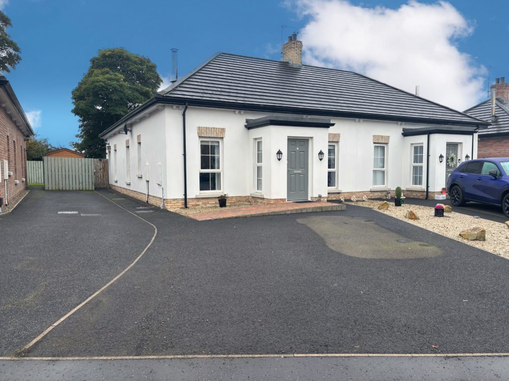3 Bed Semi-detached Bungalow - Image 1