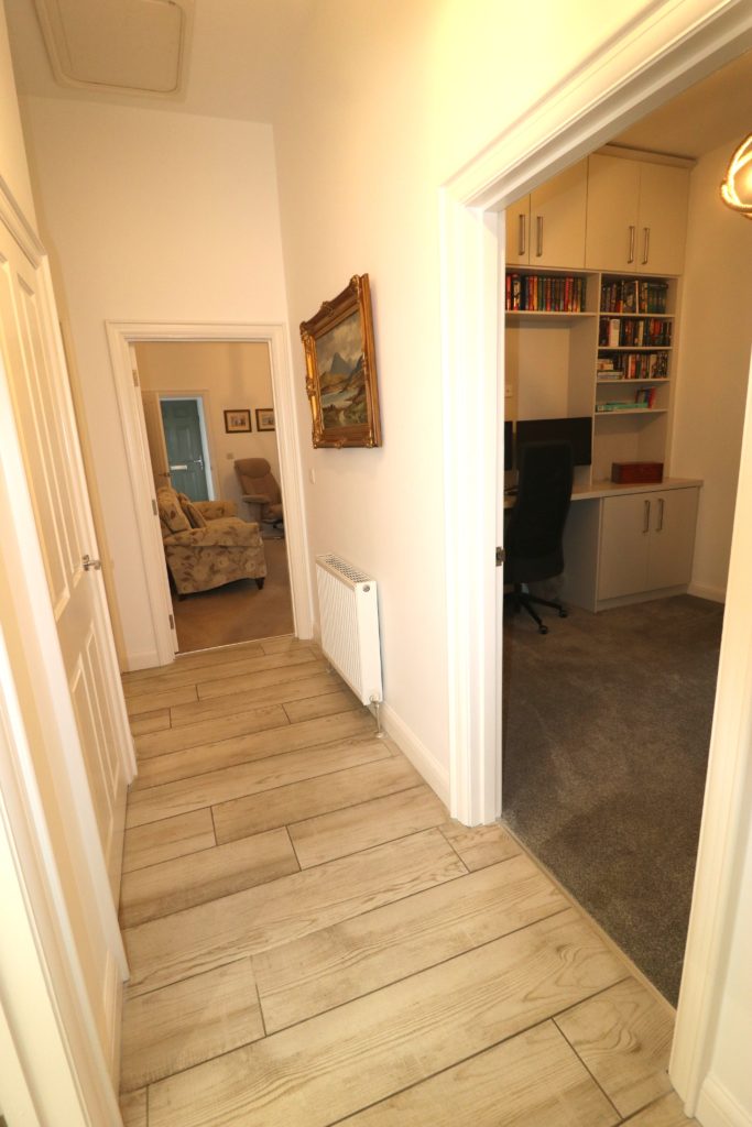 3 Bed Semi-detached Bungalow - Image 5