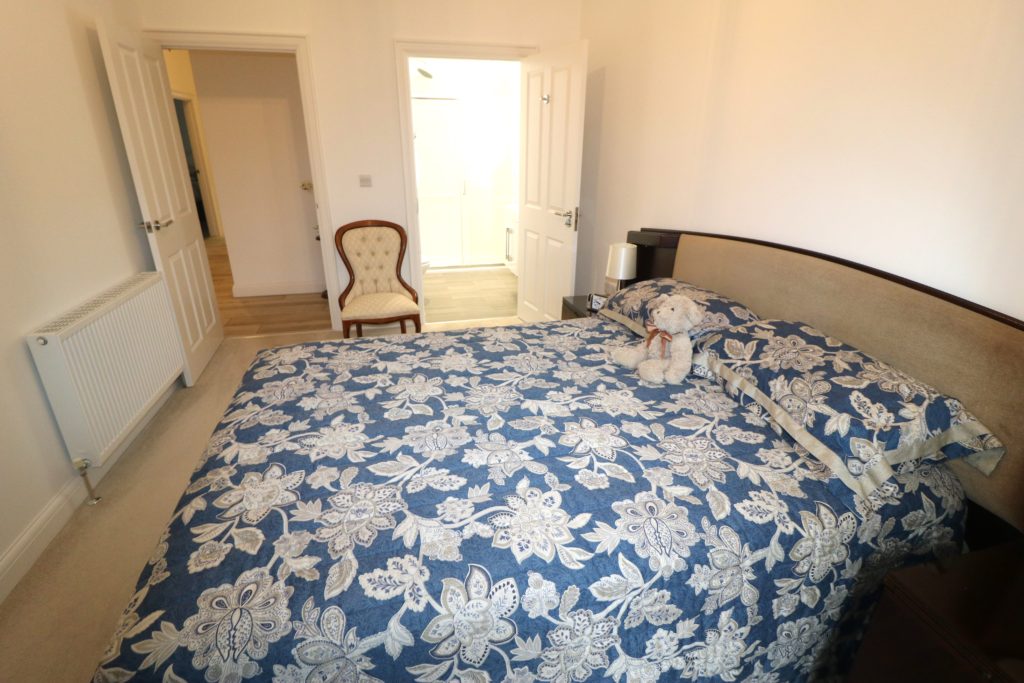 3 Bed Semi-detached Bungalow - Image 16